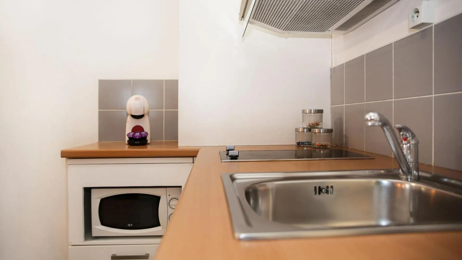 Appartement Service - En Face Du Musee - Paris 5 0*,  Francia